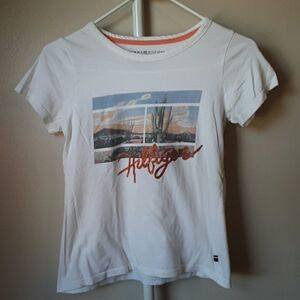 💫💫💫 TOMMY HILFIGER SHORT SLEEVE GIRLS GRAPHIC TEE L (12-14)